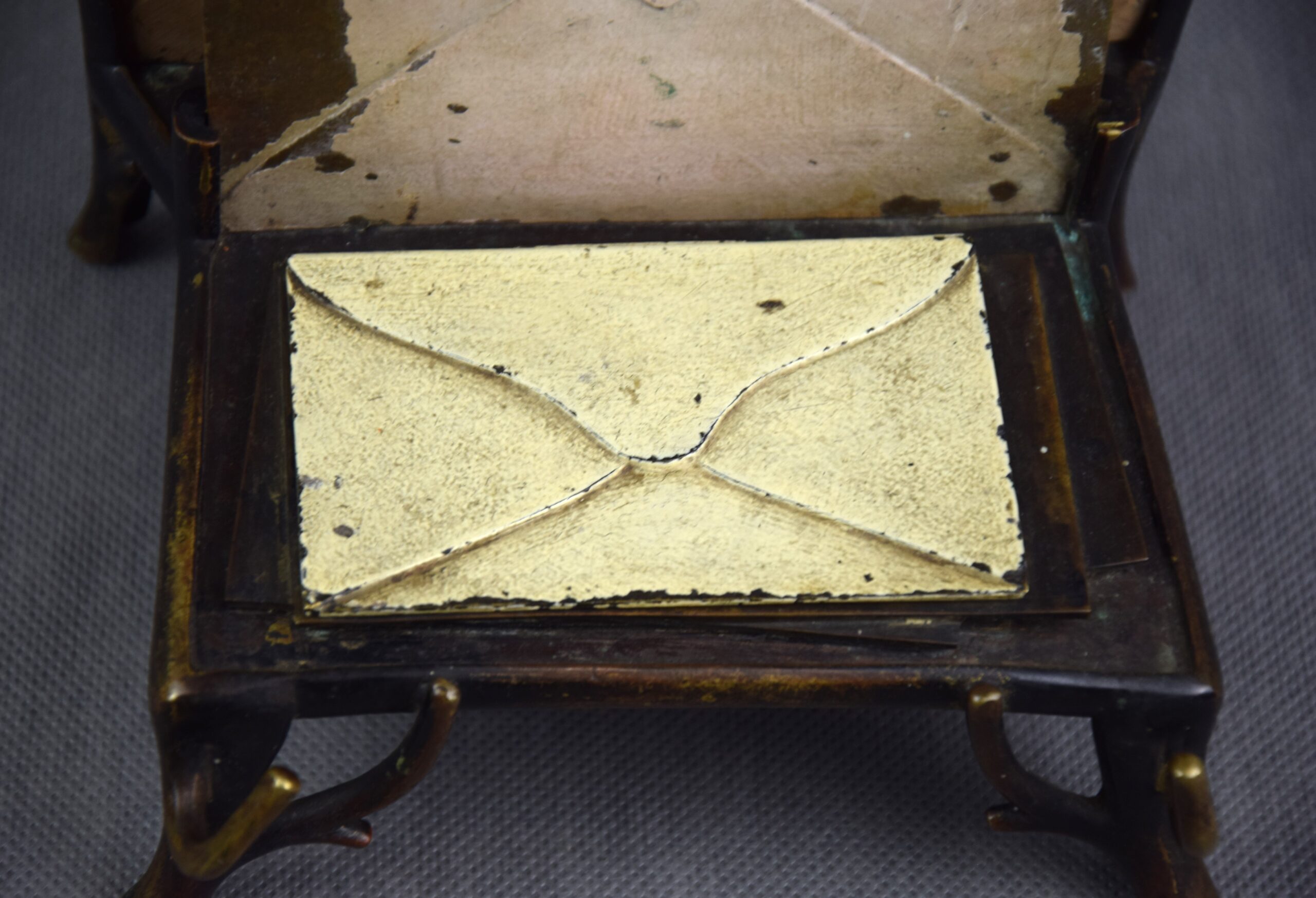 Kałamarz z listownikiem, brąz wiedeński, ok. 1900 r. - obrazek 10