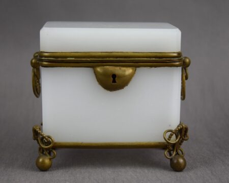 Cukiernica szklana biedermeier, ok. 1850 r.