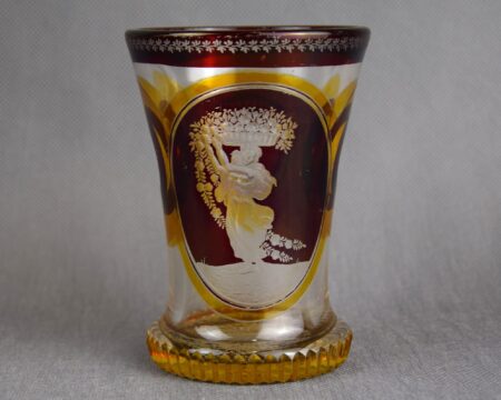 Szklanica biedermeier z alegorią, ok. poł. XIX w.