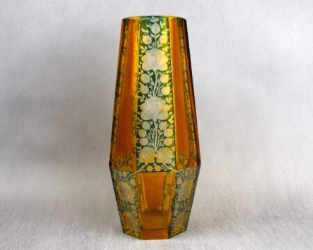 Wazon z różami Art Deco, Czechy, pocz. XX w.