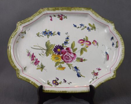 Patera fajansowa, Veuve Perrin, Francja, Marsylia, 2 poł. XVIII w.