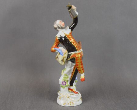 Figurka "Arlekin z dzbanem", MIŚNIA, Johann Joachim Kandler, pocz. XX w.