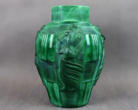 Wazon z serii Ingrid, Arthur Plewa, Curt Schlevogt, Czechosłowacja, lata 30-te. malachitowy