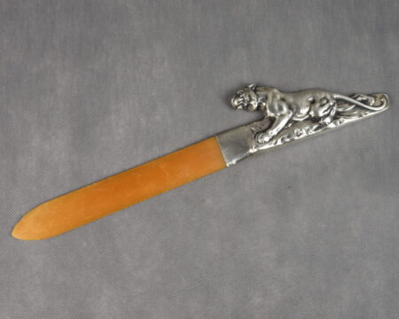 Nóż do papieru z Tygrysem, Srebro, lata 30-te.